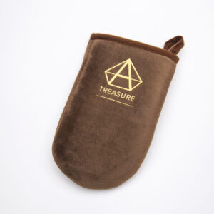 TREASURE APLIKAATORKINNAS